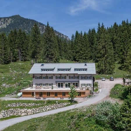 Spitzing Lodge Ferienwohnungen - Wanderparadies In Den Bergen ชปิตซิงซี ภายนอก รูปภาพ